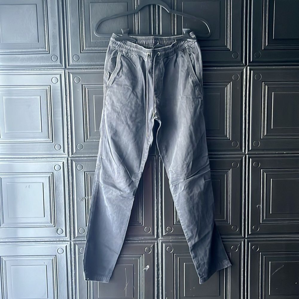 Gap Cargo joggers